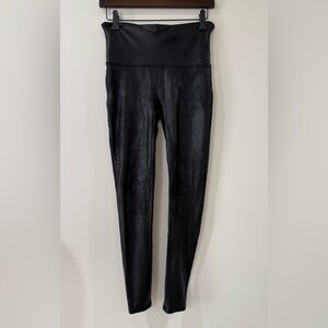 SPANX Shiny Black Leggings Size L